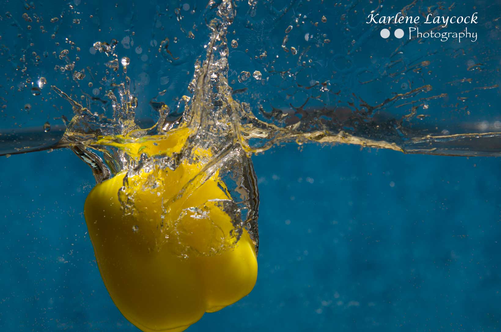Yellow Pepper dropping into water 2
